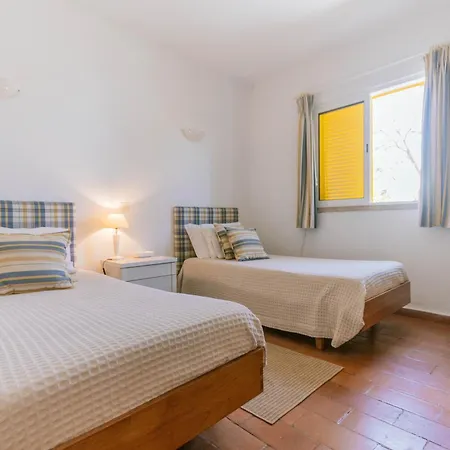 펜션 Al - Aldeia Do Golfe Retreat